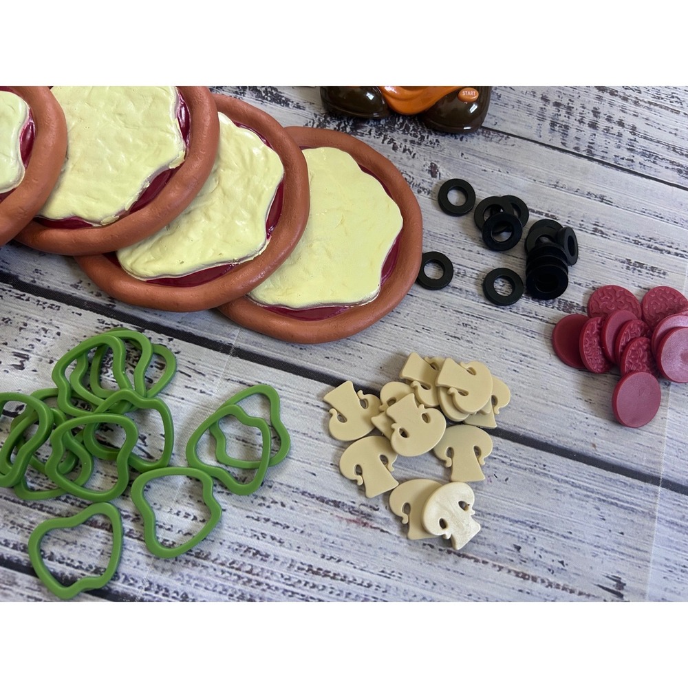 Learning Resources PizzaMania Math Game Interactive Talking Chef Tested Complete - Picture 4 of 5